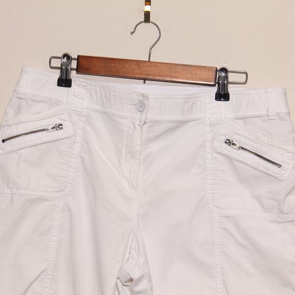 Chico's White Hiking Style pants Cropped Cotton Blend Size 2 (12) - Picture 3 of 8